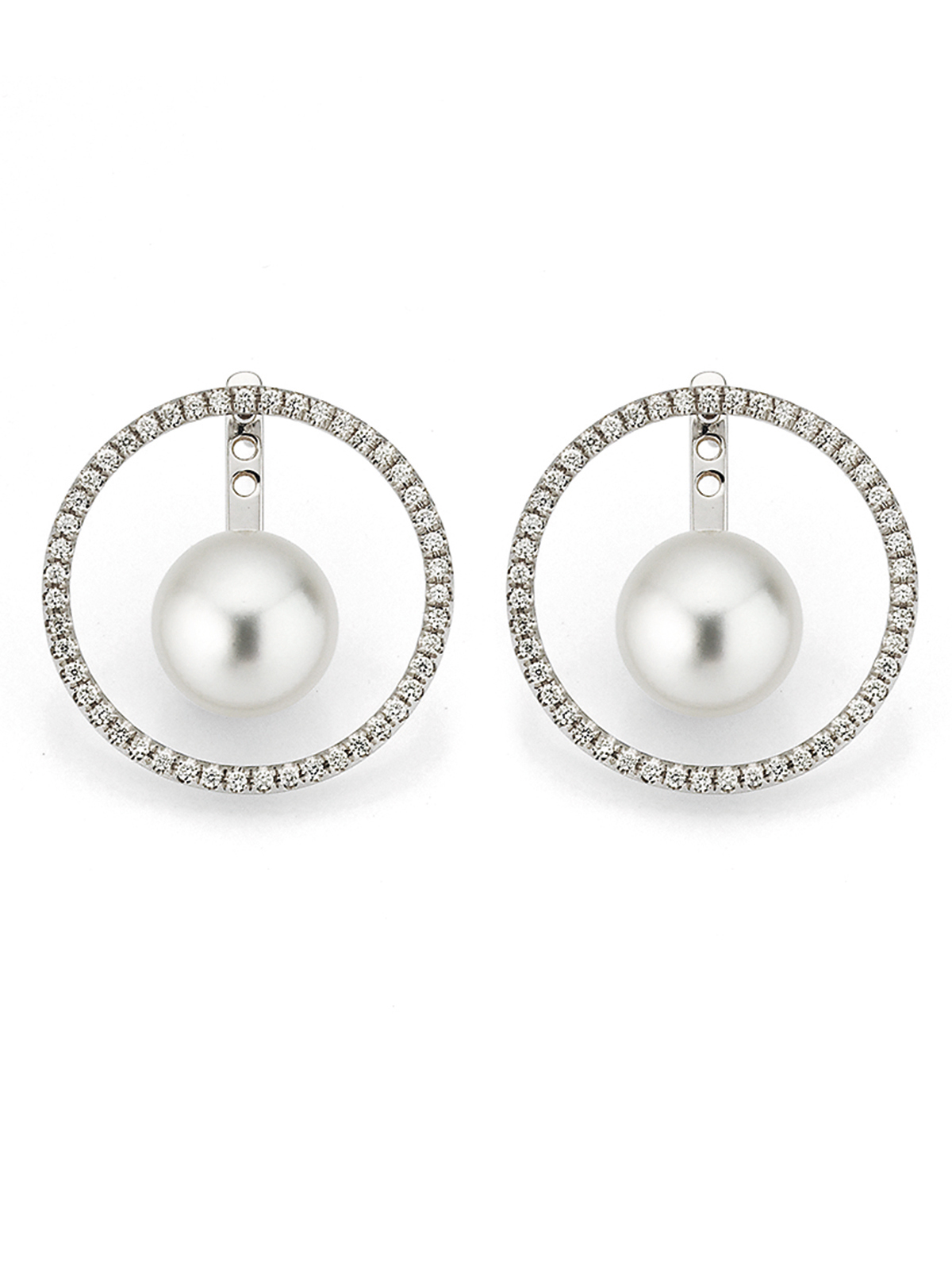 Versatile diamond earrings with Freshwater pearl in the centre