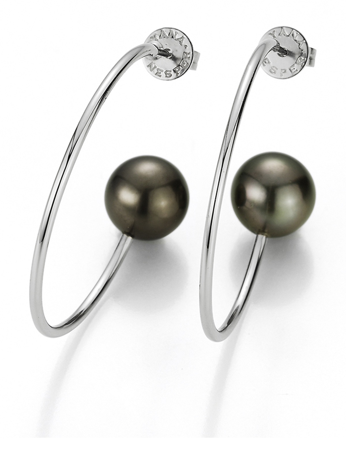 Delicate pearl creoles with Tahiti pearls