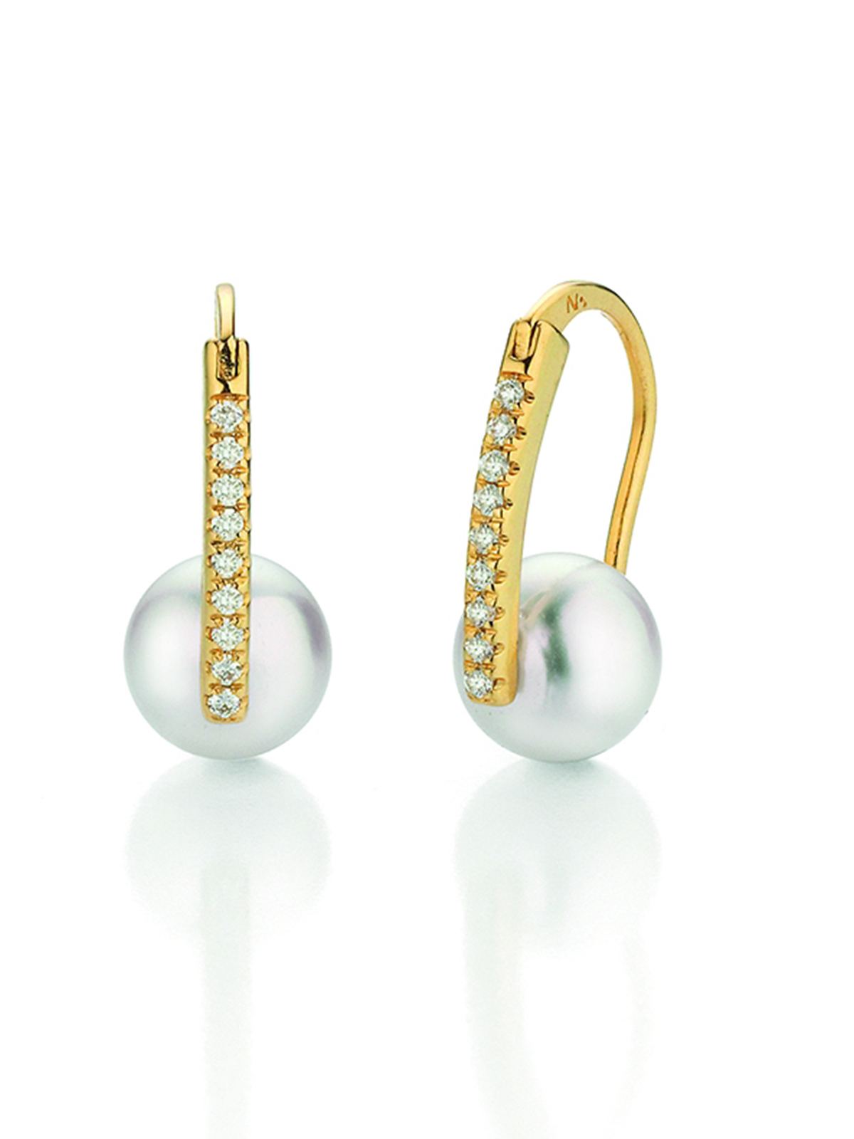 Ohrschmuck mit Akoyaperle und Brillanten