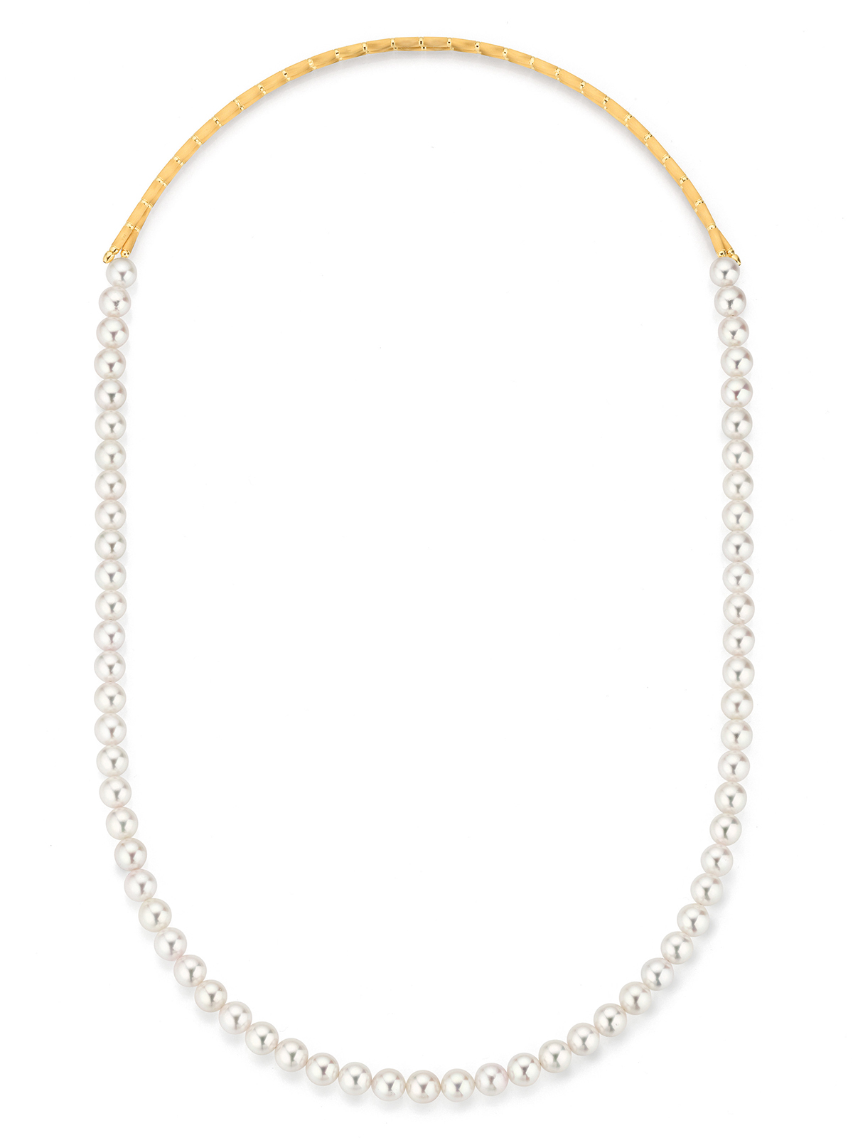 Pearl necklace with magnetic closure