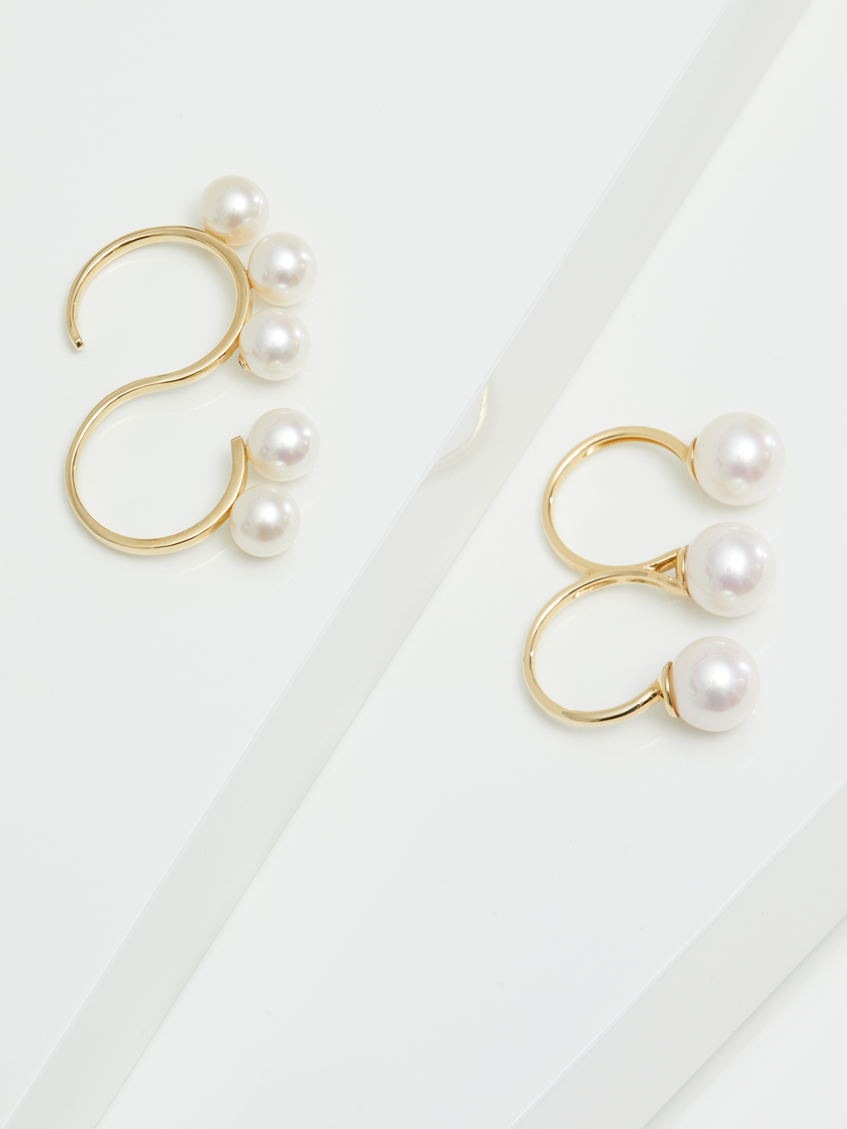 Statement ring with fine Freshwater pearls