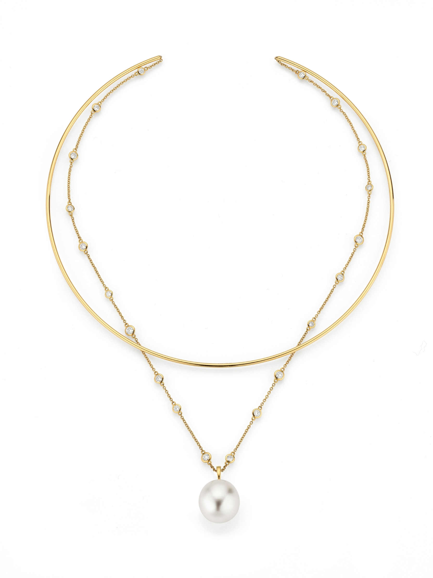 Pearl necklace in yellow gold with diamonds and South Sea pearl