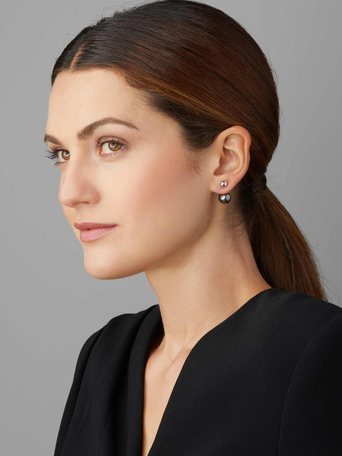 UN133-7_15684 Inverse Perlenohrstecker mit Tahitiperlen