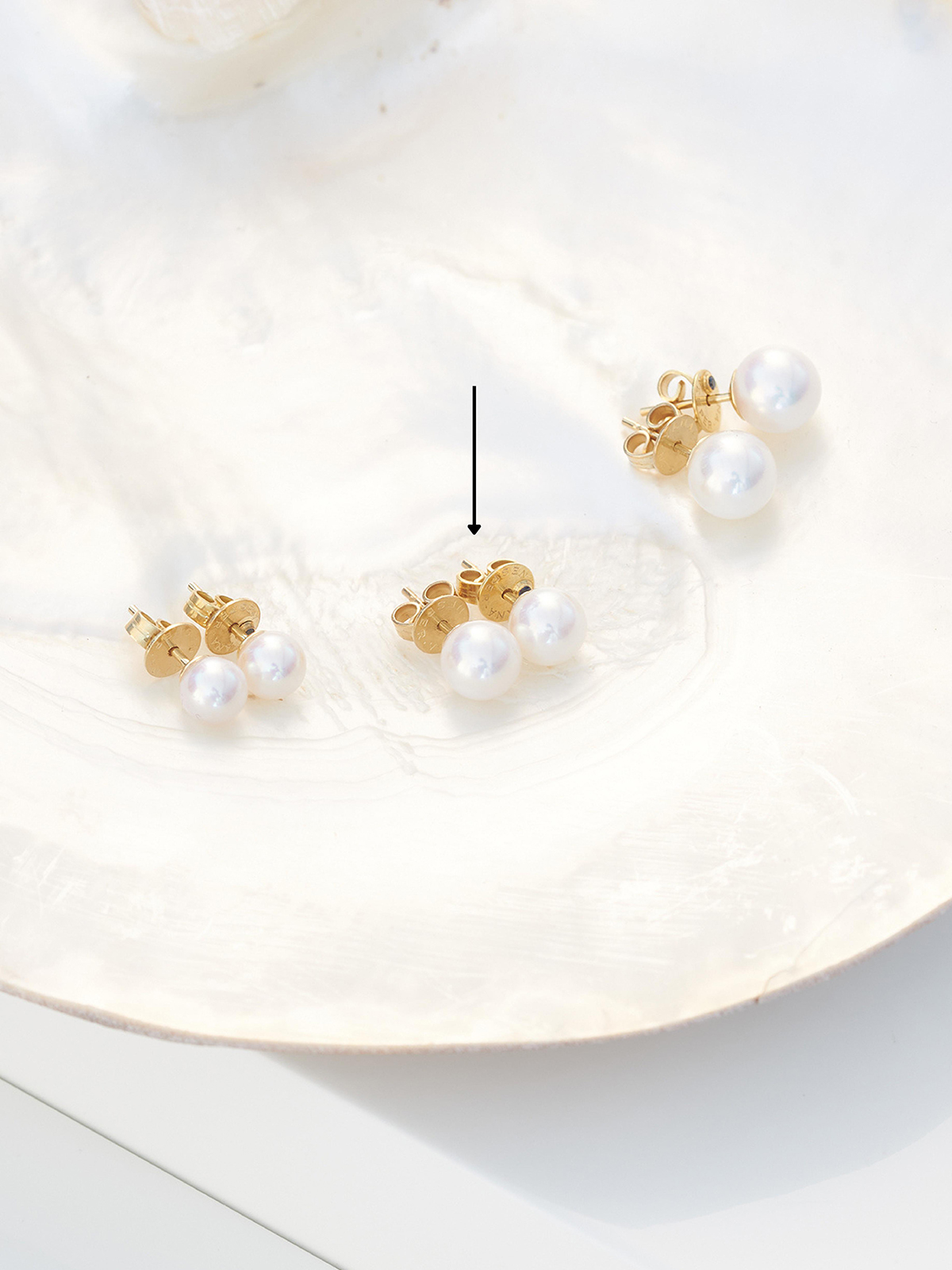 Pearl earrings Akoya
