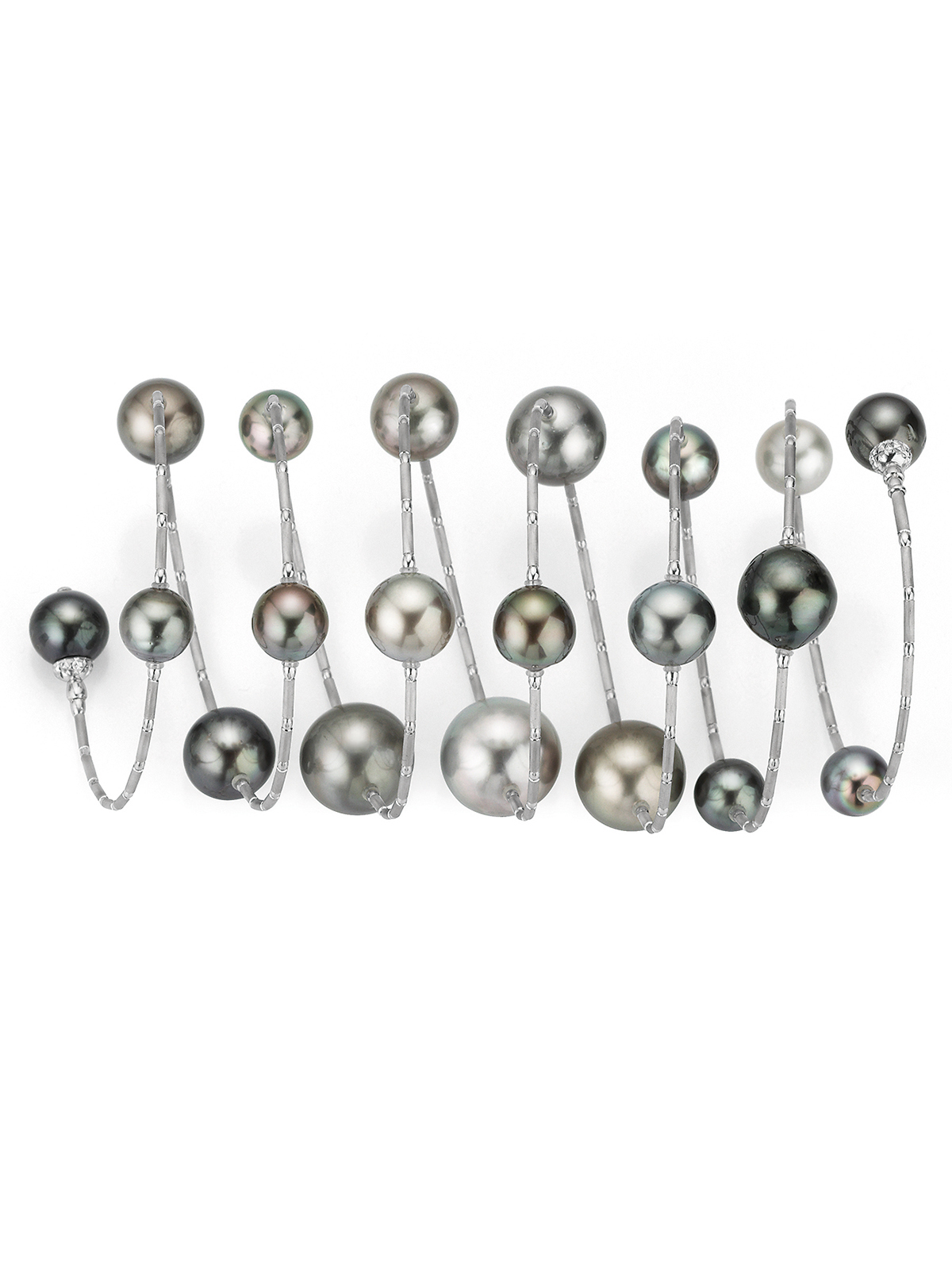 UN110-797OFrmvjRsJpD Long wrapping bracelet in white gold with precious Tahiti pearls