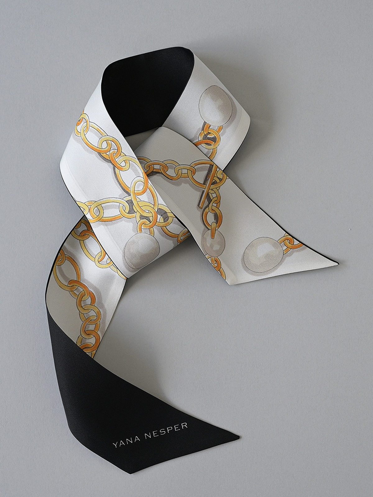 Seidenschal im Balthasar-Design