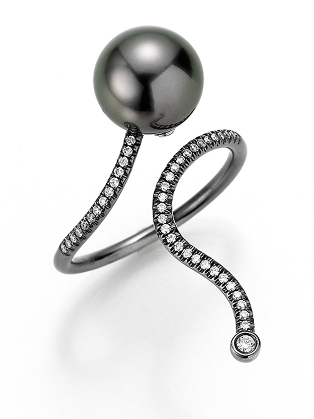 Geschlungener Goldring mit Perle und Brillanten