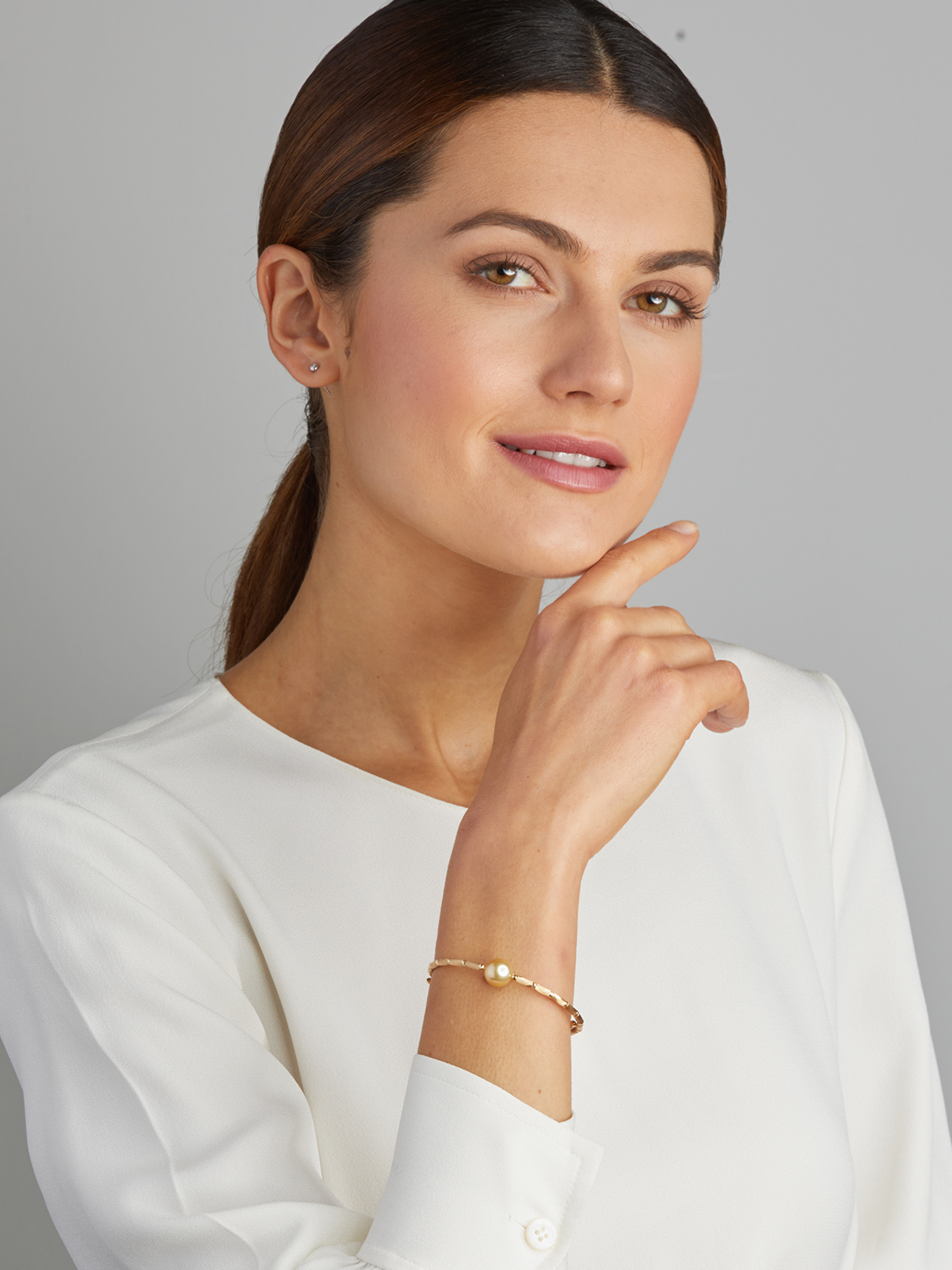 Pure pearl bracelet with South Sea pearl