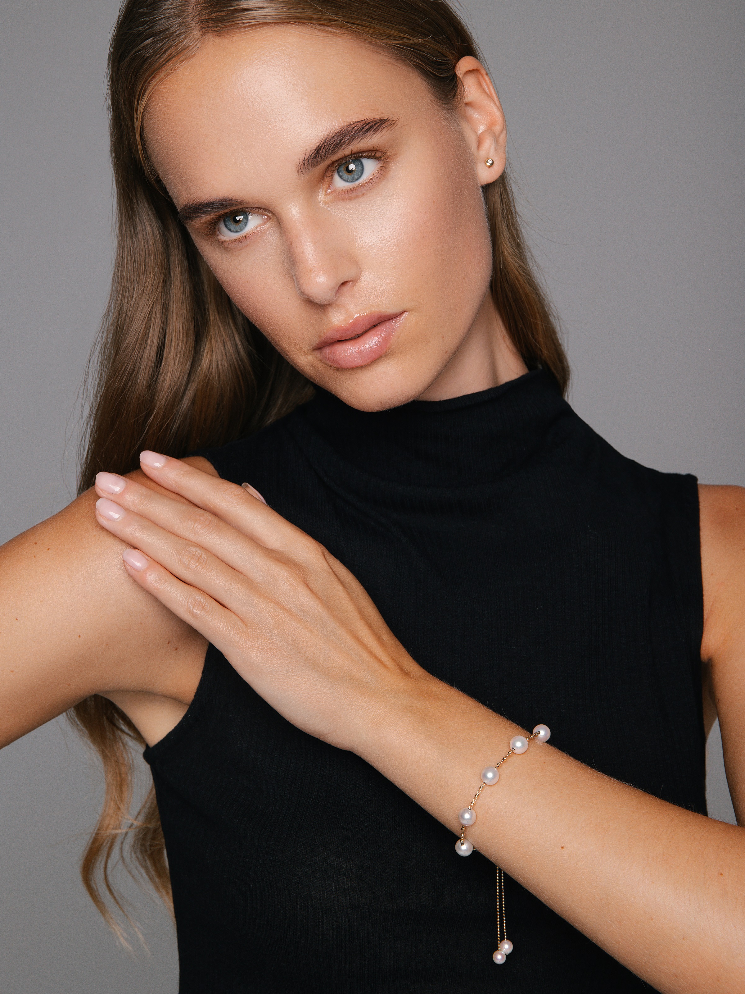 Goldenes Armband mit Akoyaperlen