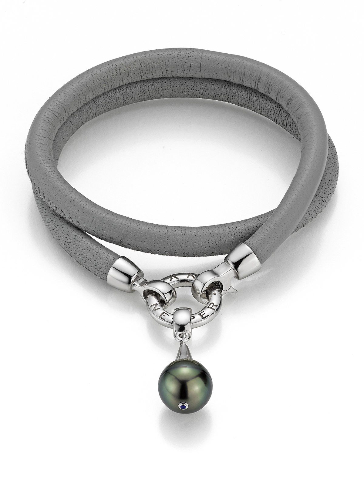 Wandelbares Lederarmband in Grau mit Tahiti Perlenanhänger