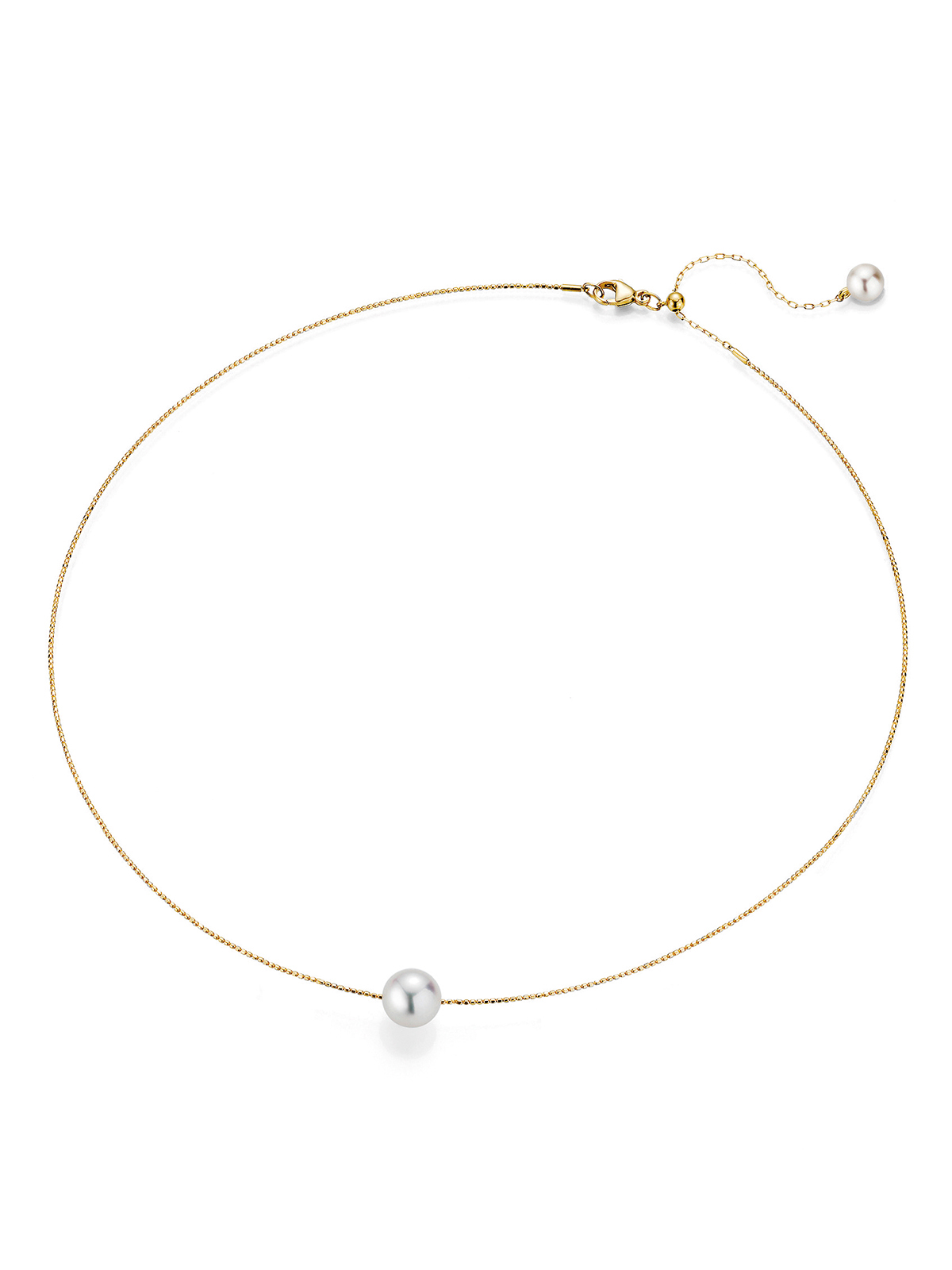 Delicate choker with a single pearl