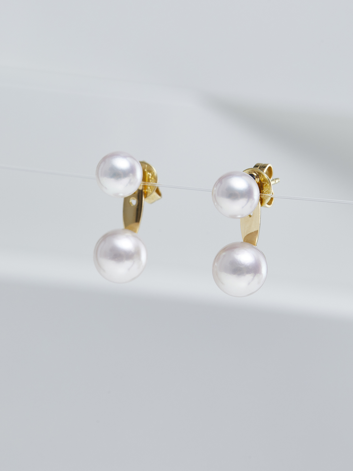 AP92-7__00491 Doppelter Akoya Ohrstecker mit abnehmbarer Perle