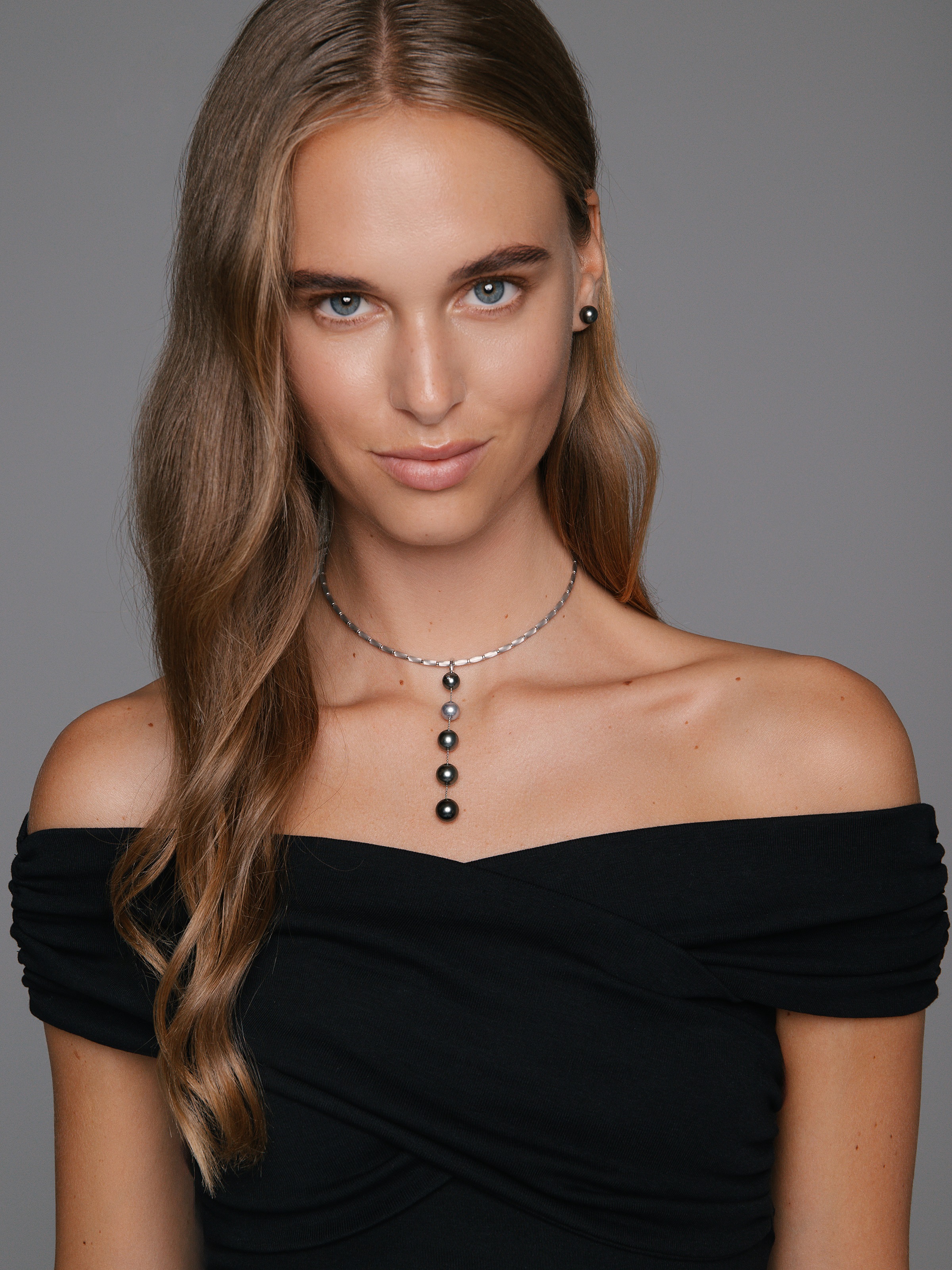 Statement-Kette aus Weißgold mit Tahitiperlenanhänger und Brillanten