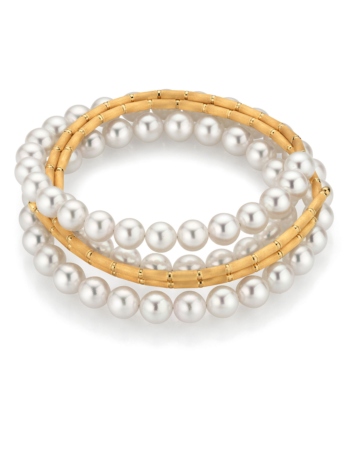 SM18_2_online Pearl necklace with magnetic closure