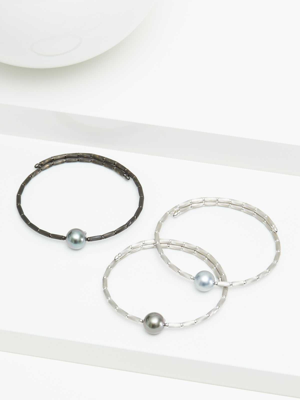 Schlichtes Perlenarmband mit Tahitiperle