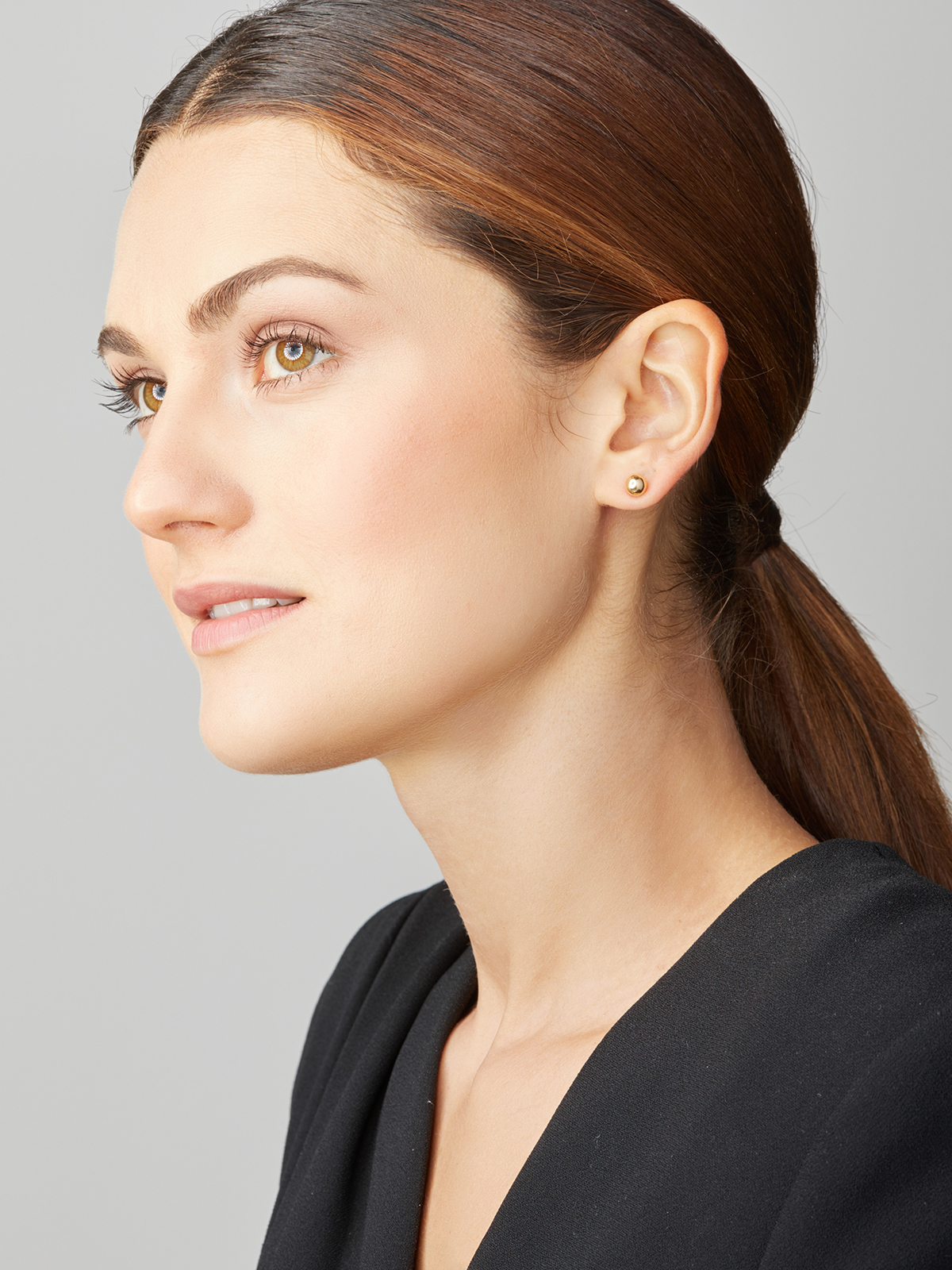 Pearl earrings in yellow gold
