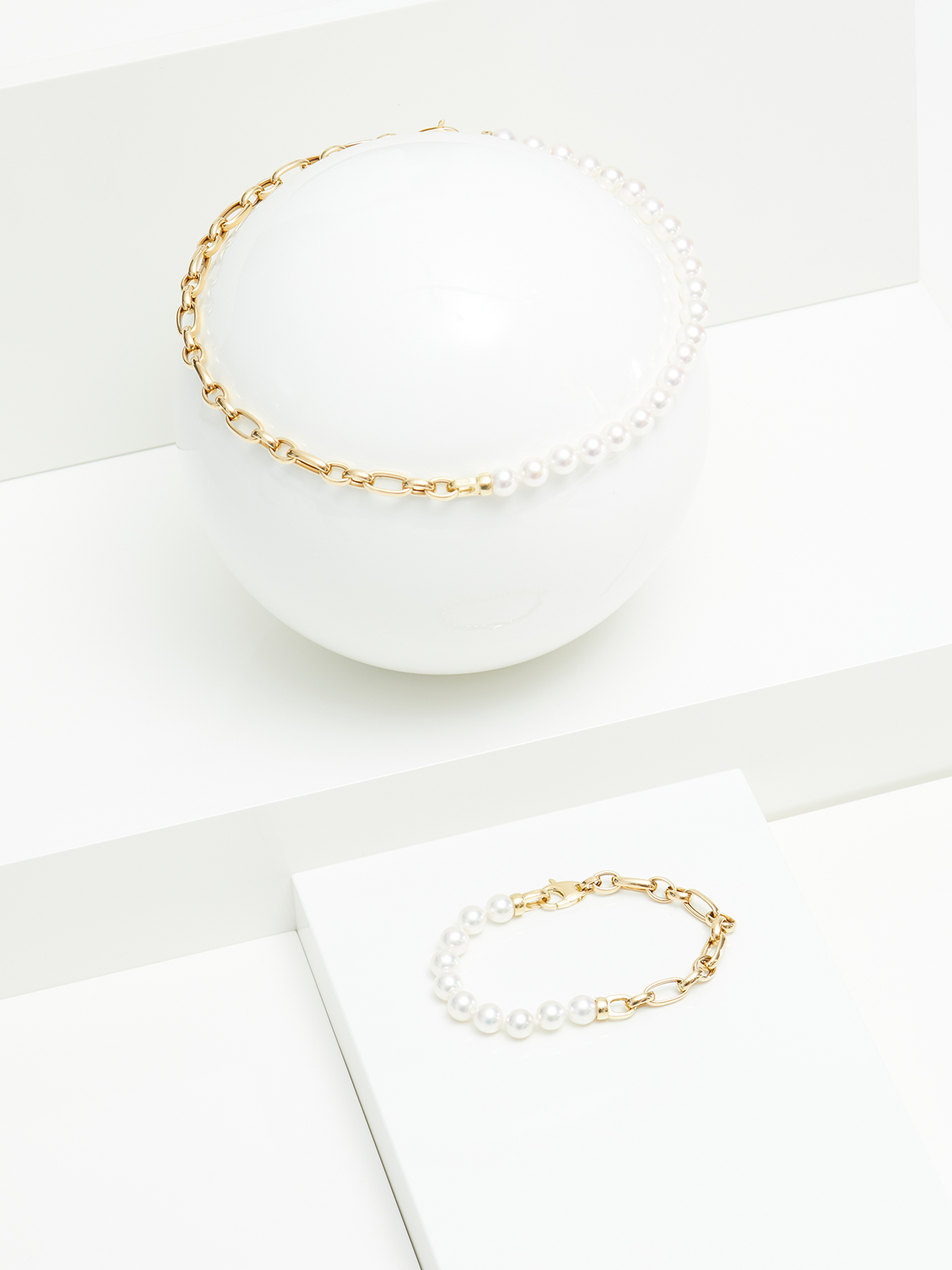 Akoya Perlenarmband mit luftigen Goldgliedern