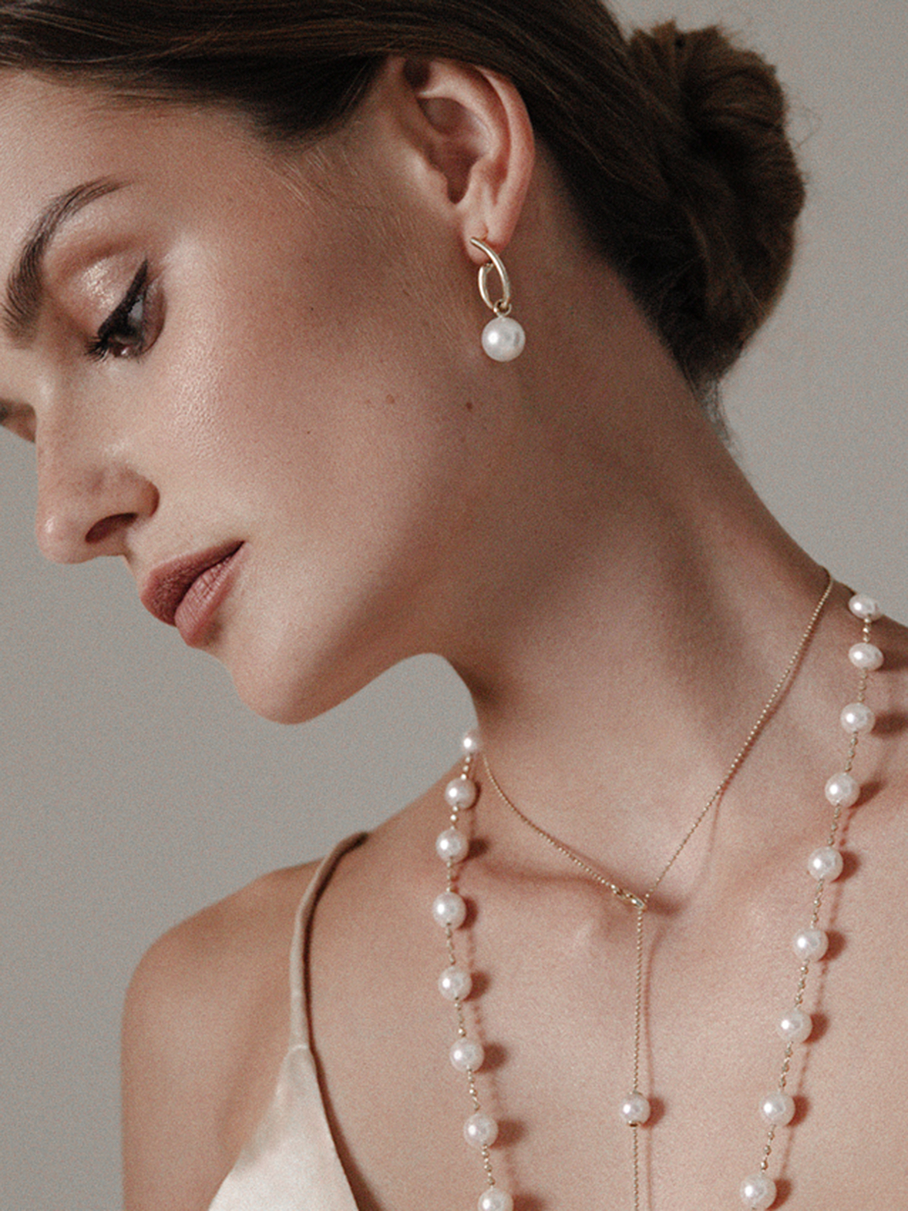South Sea pearl creoles in yellow gold