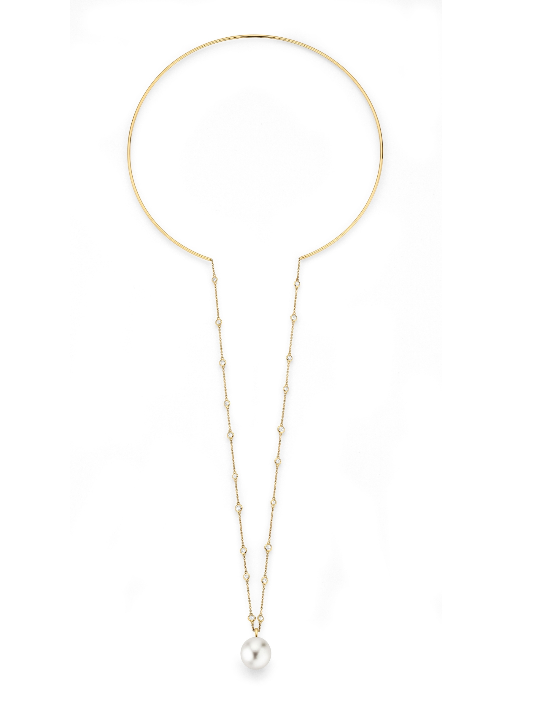 Pearl necklace in yellow gold with diamonds and South Sea pearl