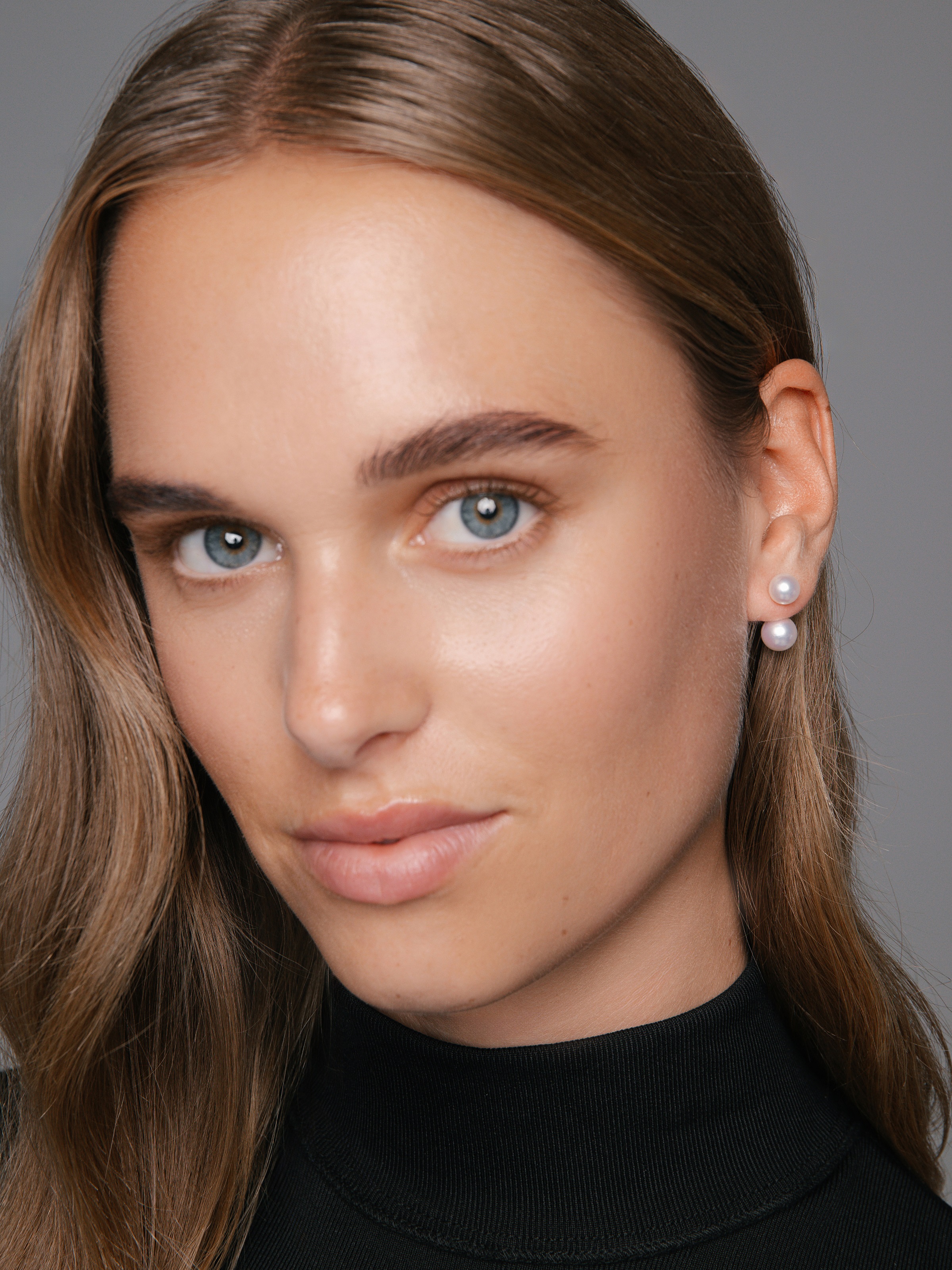 Double Akoya stud earrings with detachable pearls