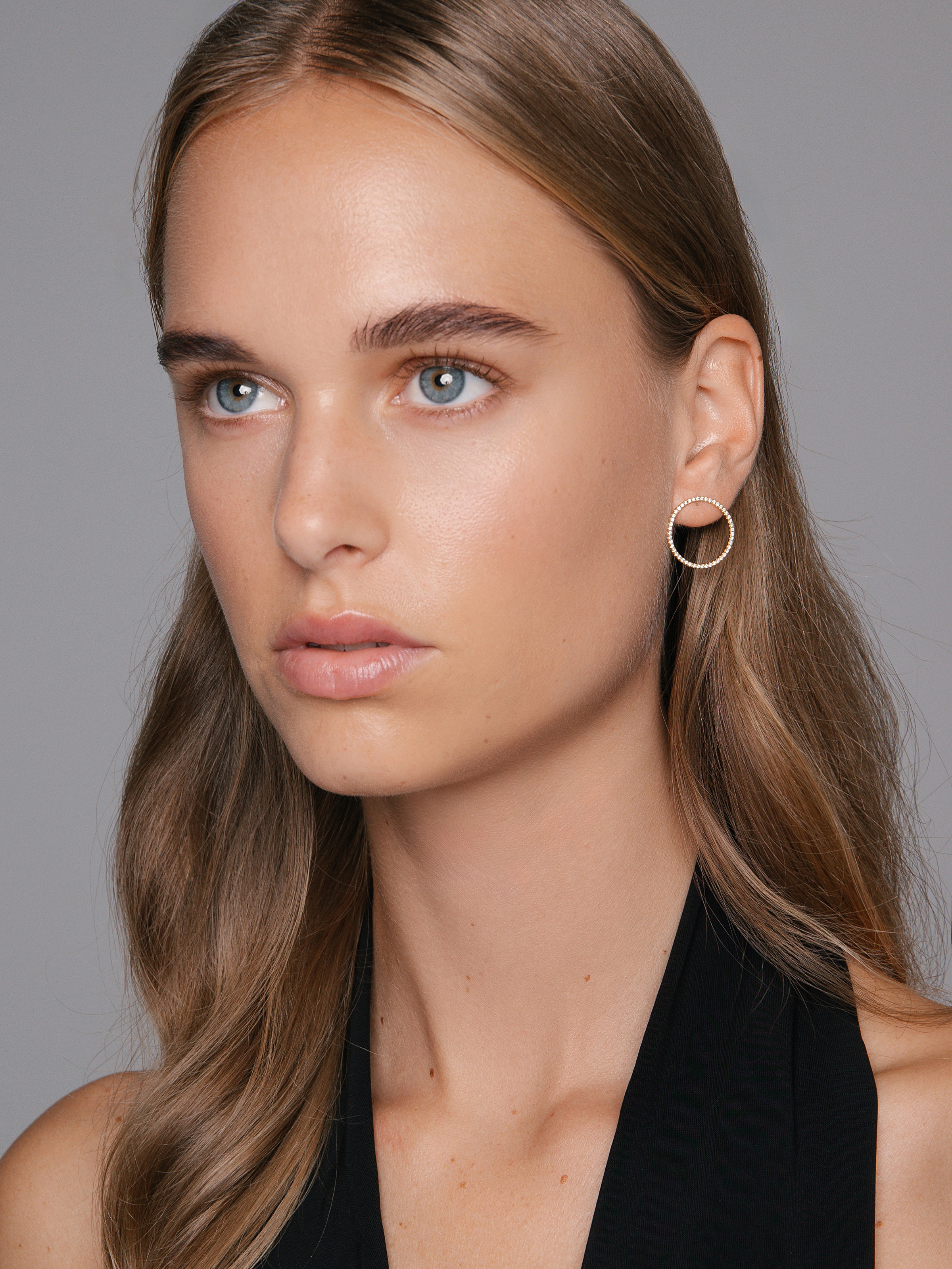 Versatile diamond earrings with Akoya pearls