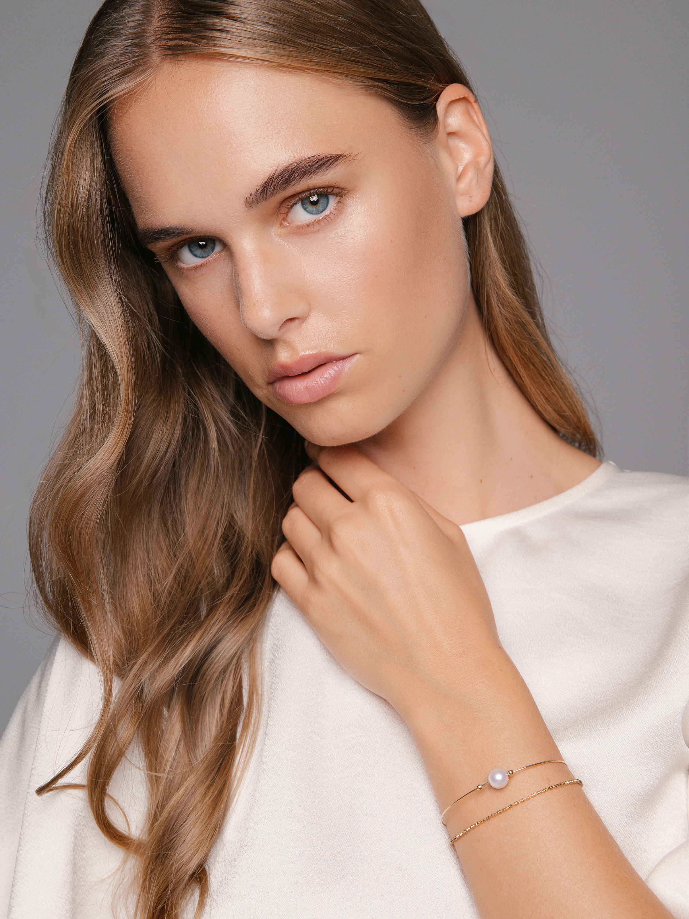 Mehrreihiges Armband mit Akoyaperle