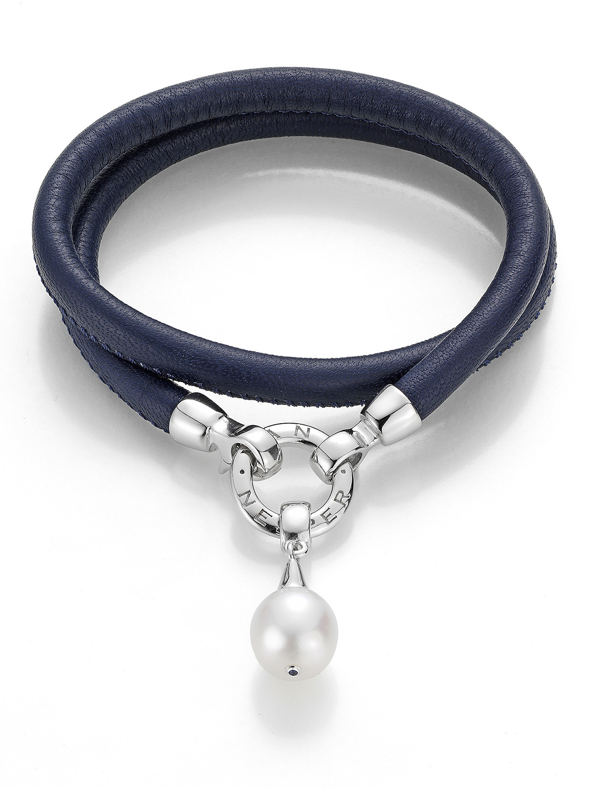 Versatile leather bracelet in navy with South Sea pearl pendant