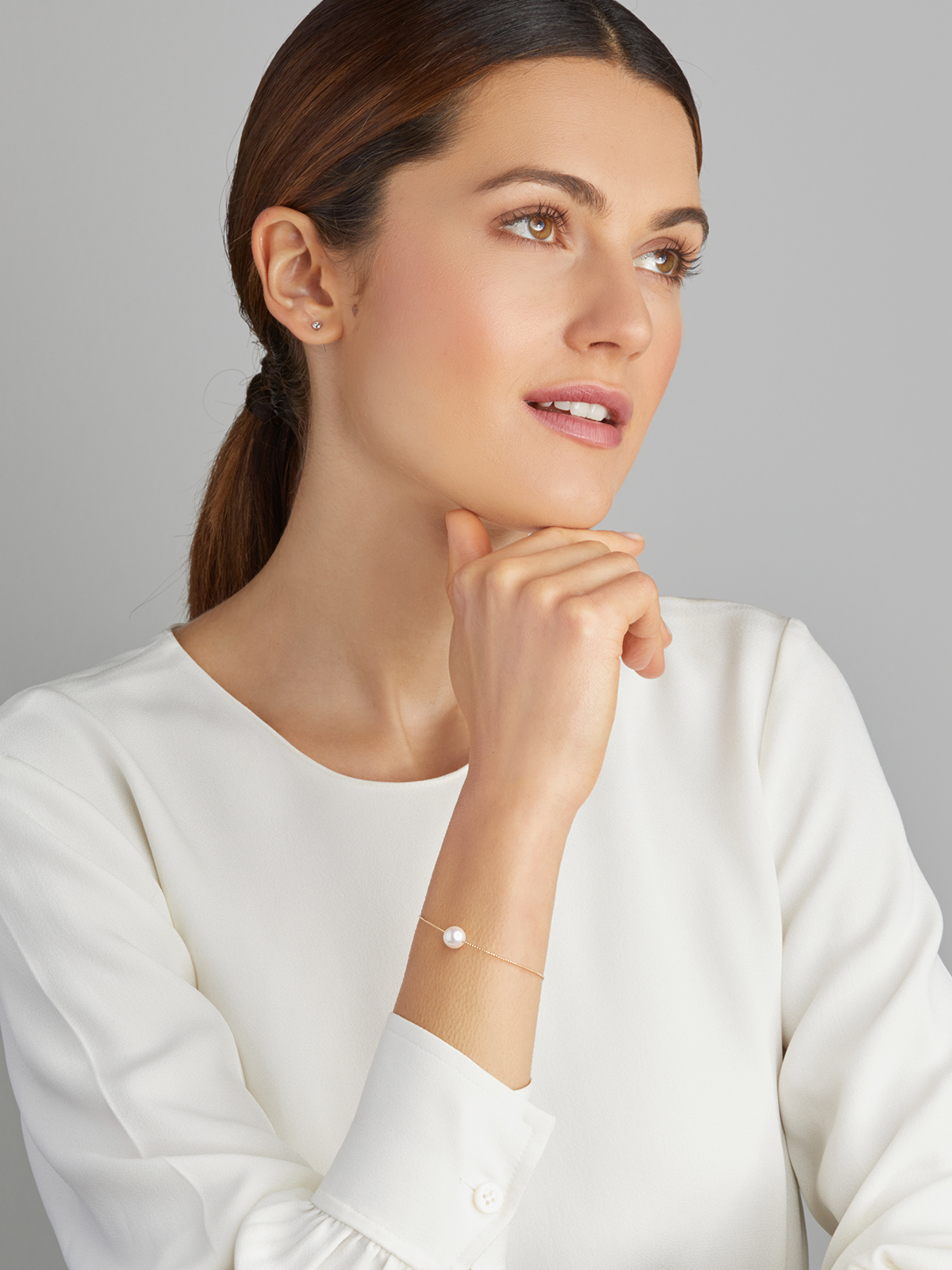 AP97-7_18410 Fine yellow gold bracelet with Akoya pearl