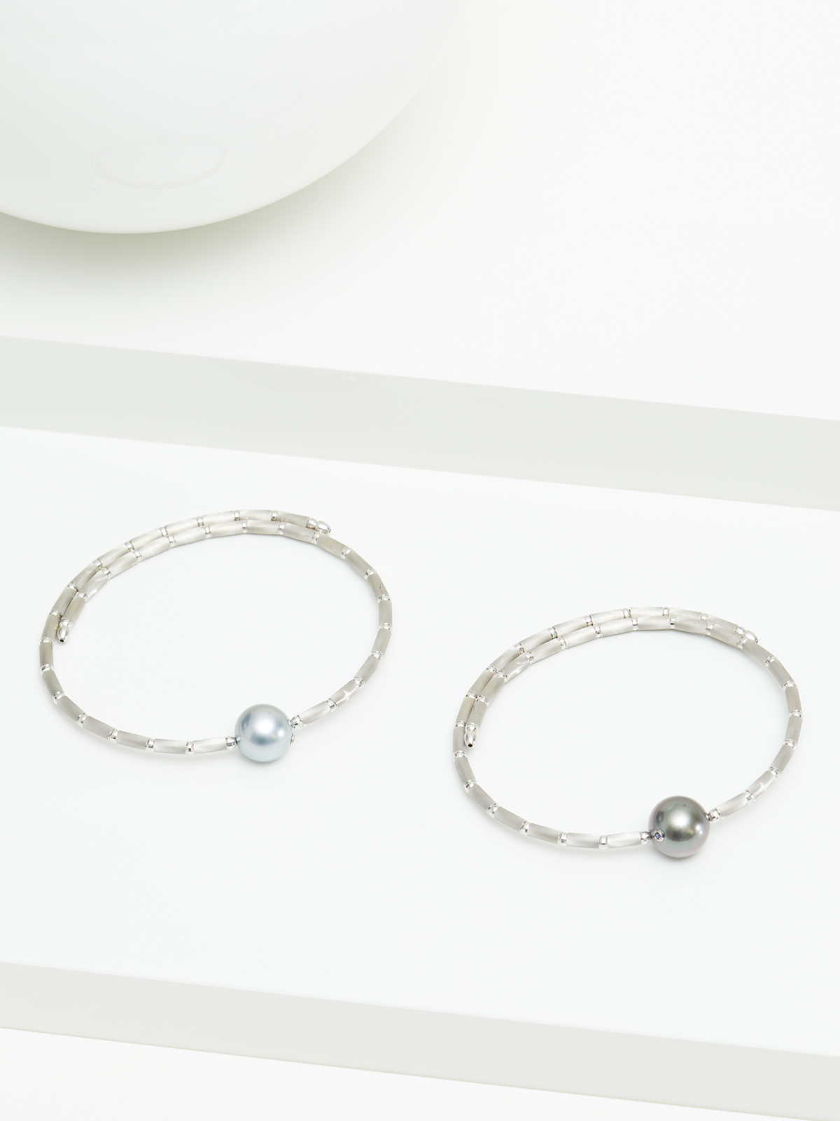 Schlichtes Perlenarmband mit Tahitiperle