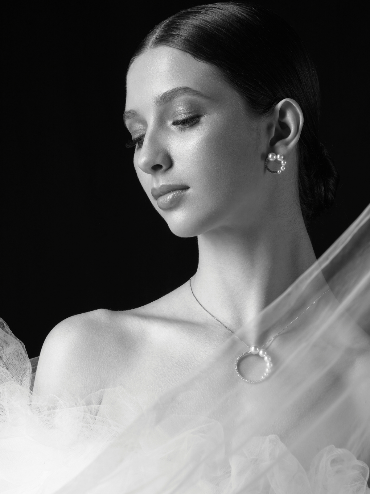 Eleganter Ohrschmuck mit Perlen und Brillanten