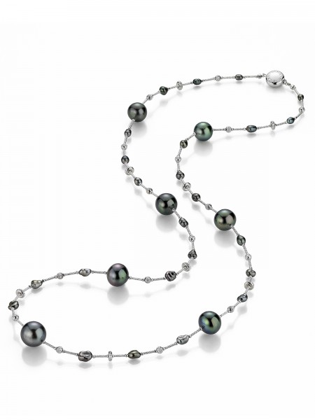 Luxurious Tahiti pearl necklace with round and keshi pearls
