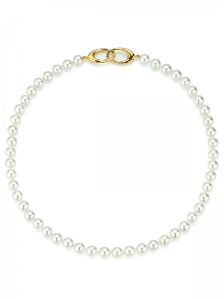 Classic Akoya pearl necklace