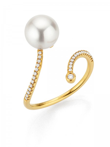 Open gold ring with Akoya pearl and diamonds