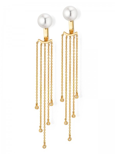 Opulent pearl earrings with diamonds