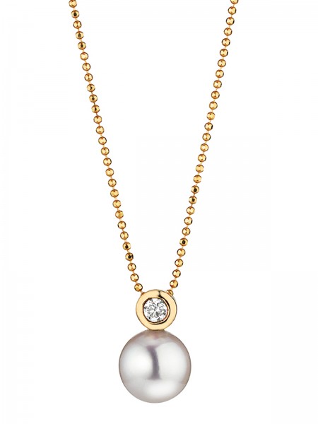 Gold necklace with diamond and Akoya pearl