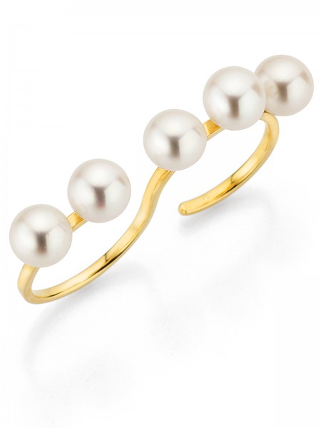 Statement ring with fine Freshwater pearls