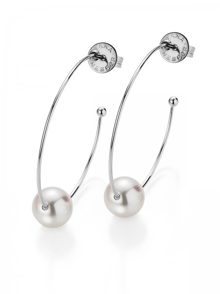 Slim Akoya pearl hoop earrings in white gold