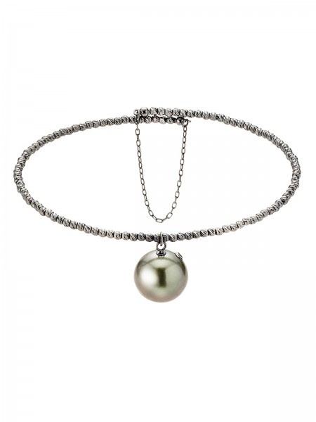 Beautiful bangle with single pendant pearl and fine white gold chain
